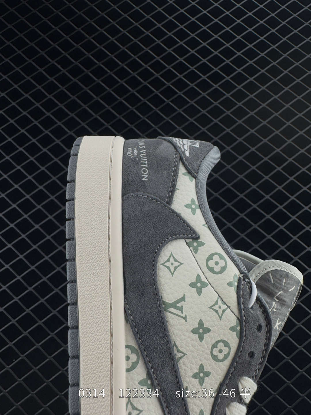 Travis Scott x Air Jordan 1 ” Reverse Mocha “